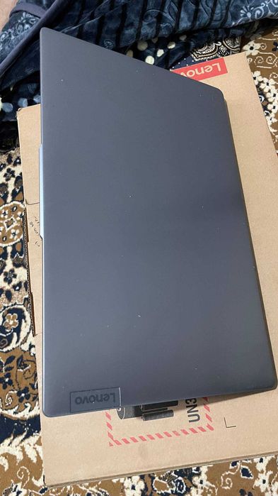 Ноутбук Lenovo IdeaPAD Slim 3 15;8 ДЮЙМ 512GB SSD 8GB RAM