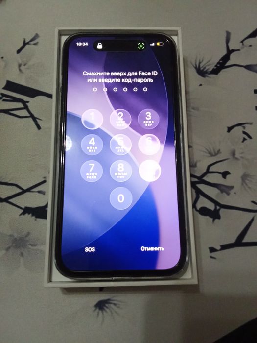 Айфон 15 Iphone 15 С коробкой идеальный 88%