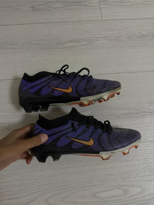 Продам бутсы Найк