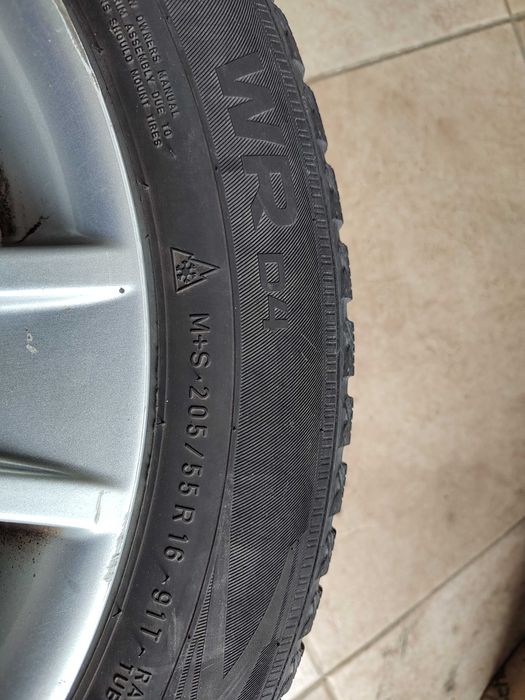 Гуми и джанти 205/55/16