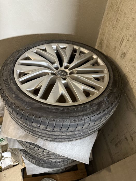 Оригинални Алуминиеви Джанти Ауди А7 2020 с Гуми