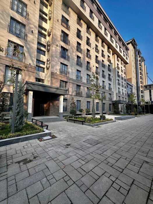 Ц-4 ЖК Кипарис 106м2 3/2/9 Коробка