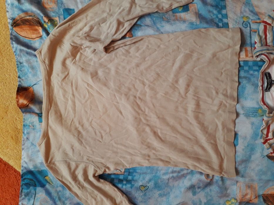 РАЗПРОДАЖБА на детски блузи