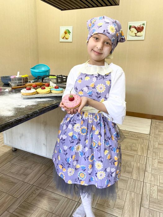 Фартук. Для наших будущих поваров. Jajji malikalarimiz uchun sovgʻa