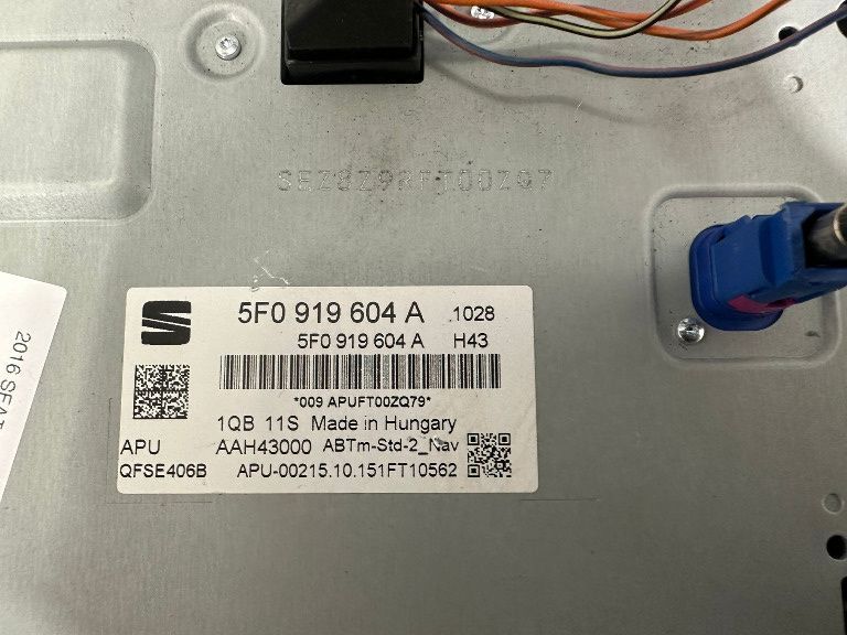 Display navigatie navi radio cd multimedia bluetooth bt seat ibiza 2016 cod: 5f0919604a