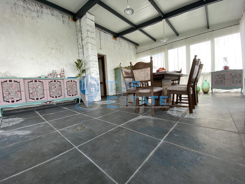 Продава се Тристаен апартамент в Велико Търново, Център - 220 кв.м за 1091 €/кв.м - Снимка #5