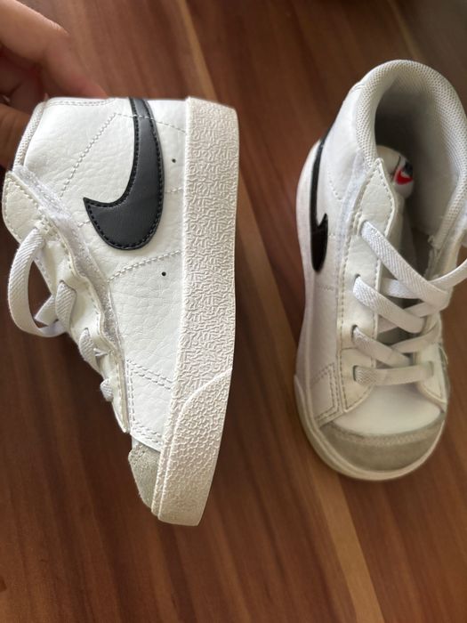 Маратонки Nike за момче 26 номер