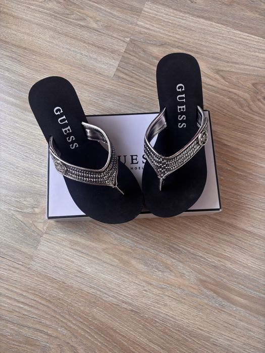 Летни чехли Guess 37-ми номер