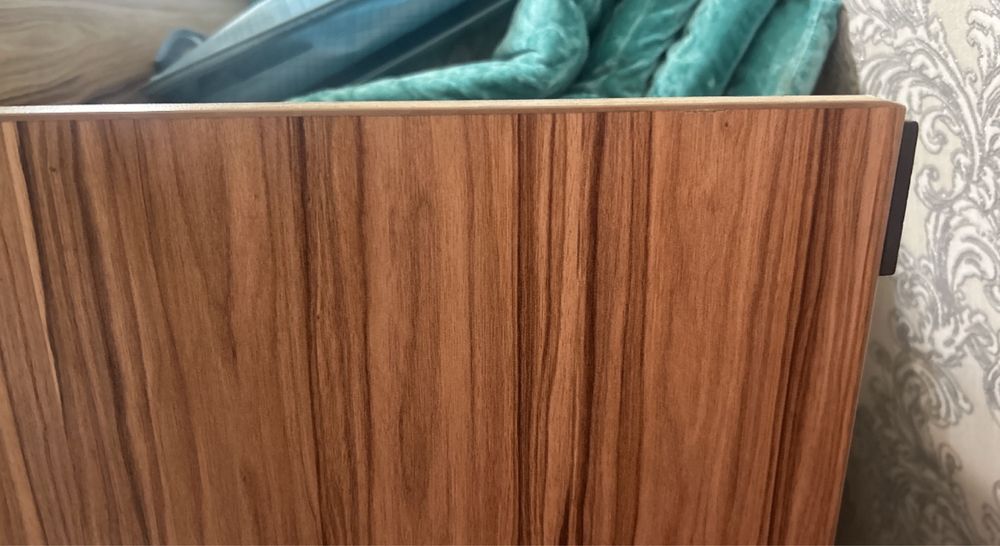 Жер стол агаштан