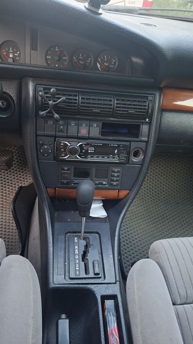 Продам ауди 100 с4