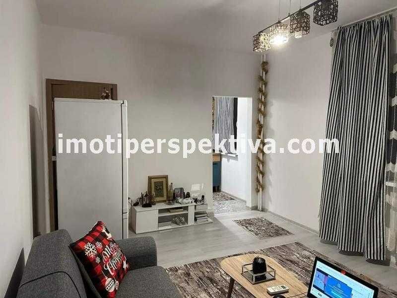 Продава се Едностаен апартамент в Пловдив, Център - 36 кв.м за 2320 €/кв.м - Снимка #3