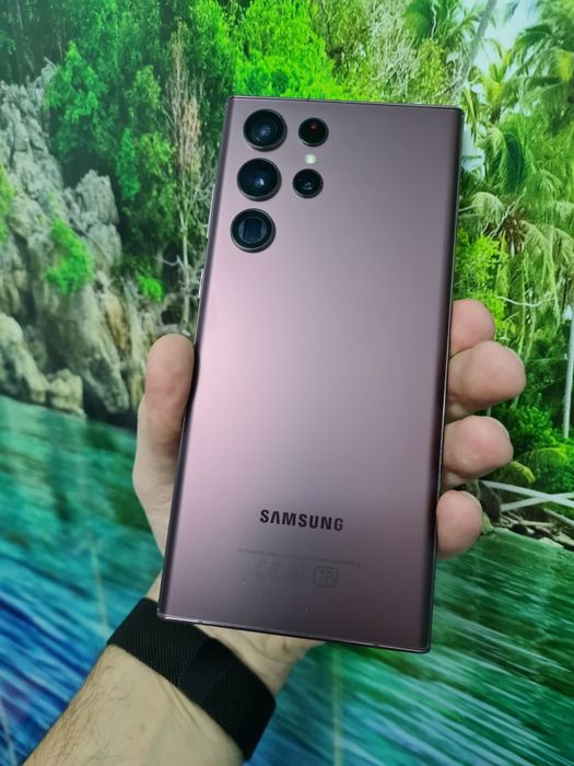 Самсунг S22 Ultra 12/256