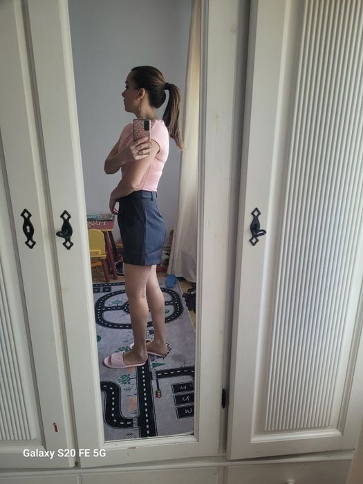 Pantaloni scurti, negru/gri inchis, doar probati,  ma string in talie