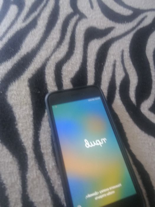 Vand Iphone 8 Urgent