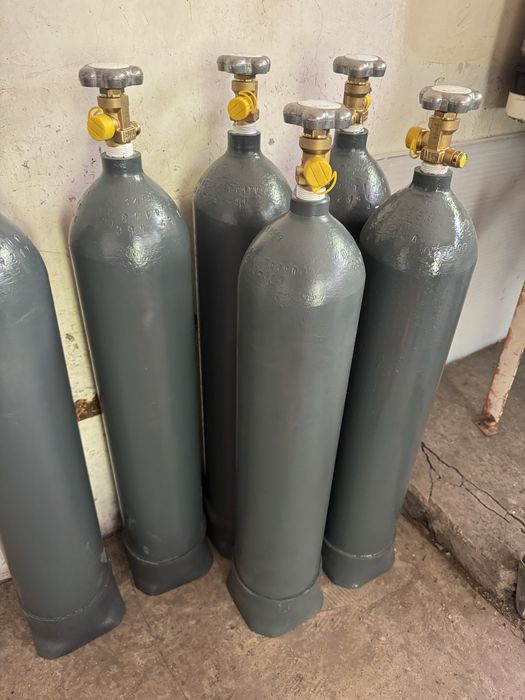 Бутилки за Co2 и Argon с НОВИ кранове
