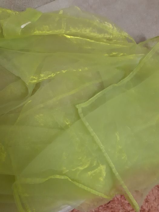Perdea verde matase bucatarie