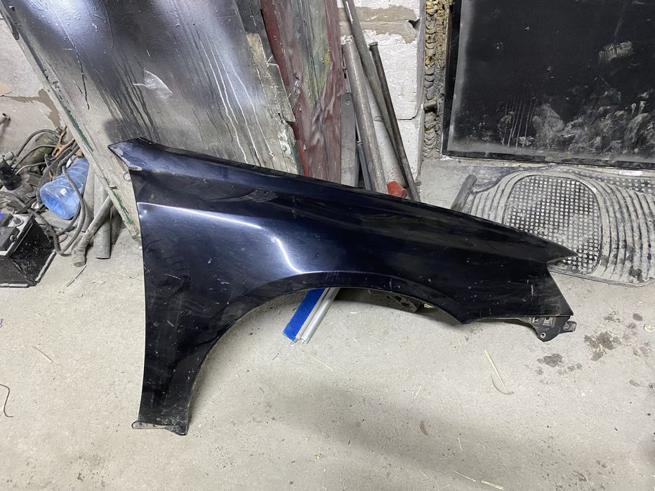 Продам крылья на легаси 2005