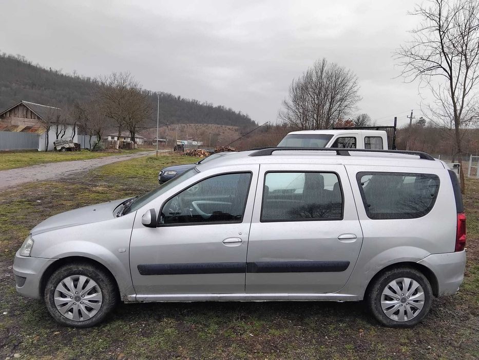 Dacia Logan 1,5 dci diesel 2009 locuri 7 recent adusa germania