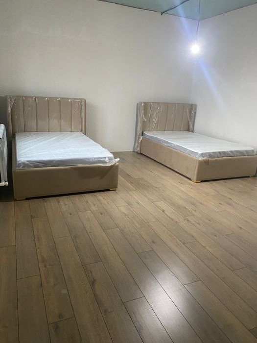 Укладка ламината, кварцвинила