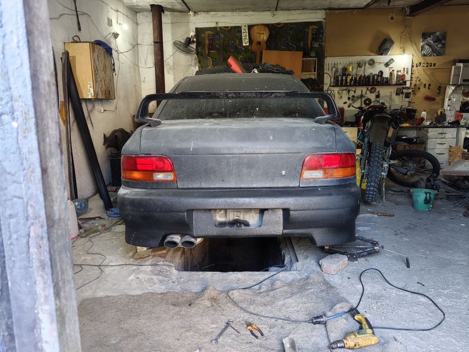 Субару импреза 1