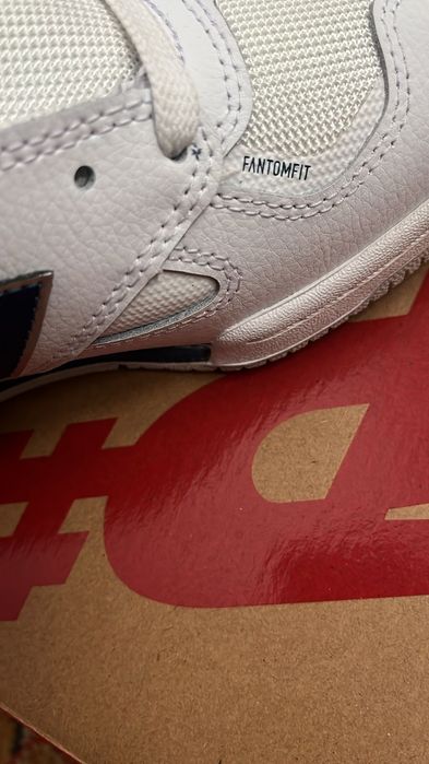 New Balance Tom Knox 600