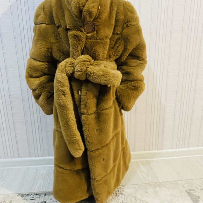 Шуба жане пальто  сатылады