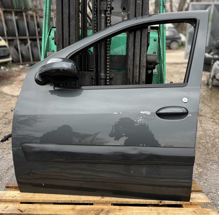 Предна врата за Dacia Logan / Дачия Логан 2007г