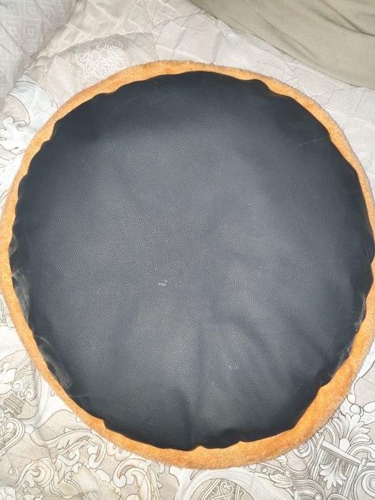 Лежанка для кошек и котов