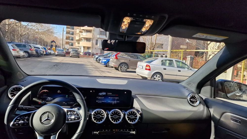 MERCEDES-BENZ EQA 2022 — imagine 2
