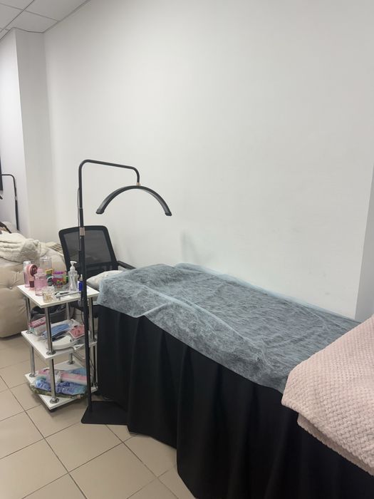 Сдаётся кушетка в аренду. Офис 33