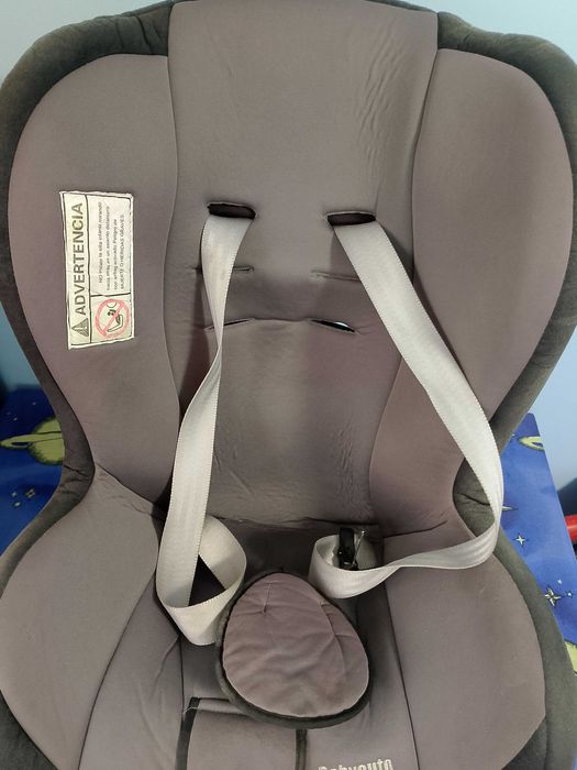 Scaun auto pentru bebeluși și copii. Nu trimit in tara.