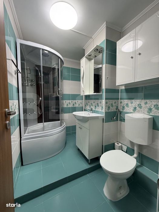 Apartament de vanzare, 68.5 mp, zona Micro 16