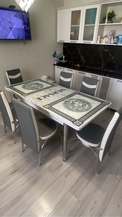 Стол 90к очень хороший качество