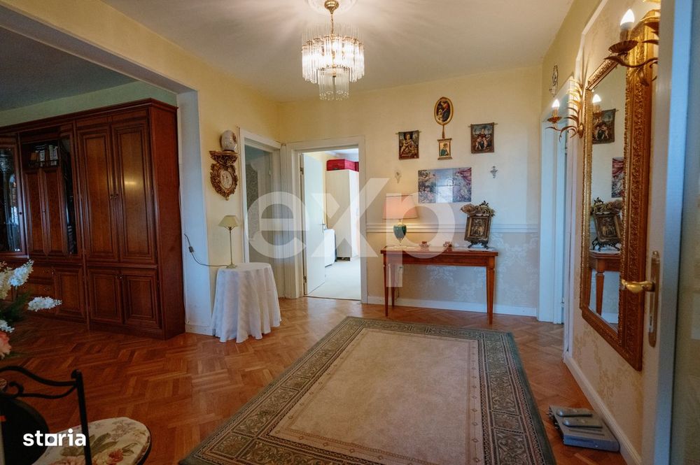 Apartament 4 camere in casa tip elvetian, cu teren propriu, garaj si g
