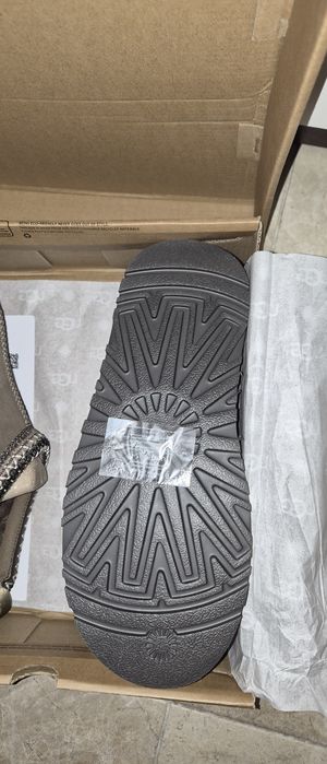 Велурено сабо Ugg