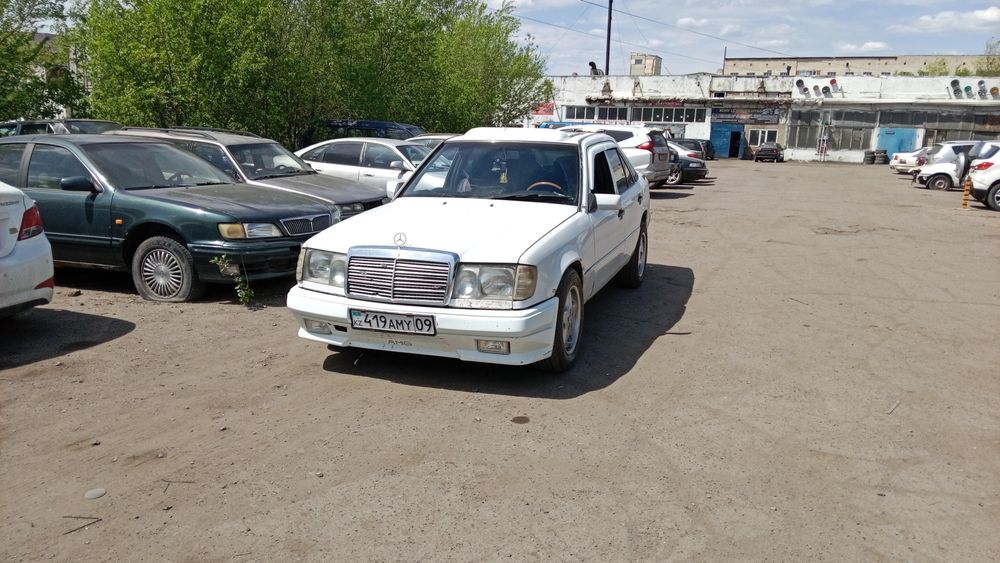 Продам  мерседес 124
