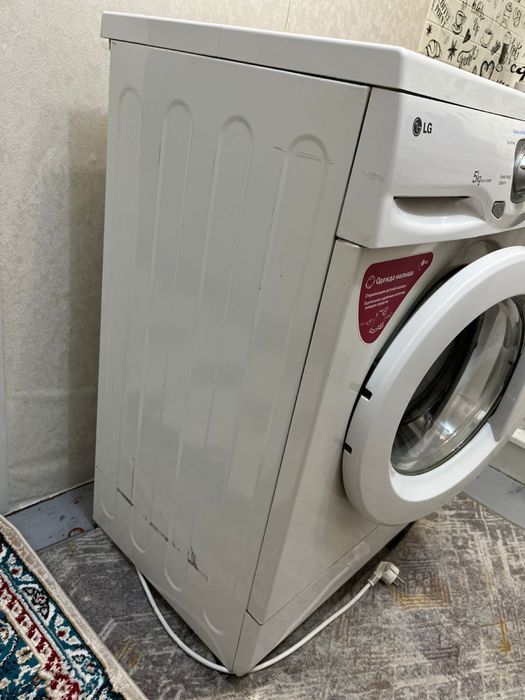 Продам стиральную машину LG