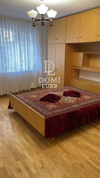 Продава се Тристаен апартамент в Варна, Победа - 105 кв.м за 1953 €/кв.м - Снимка #9