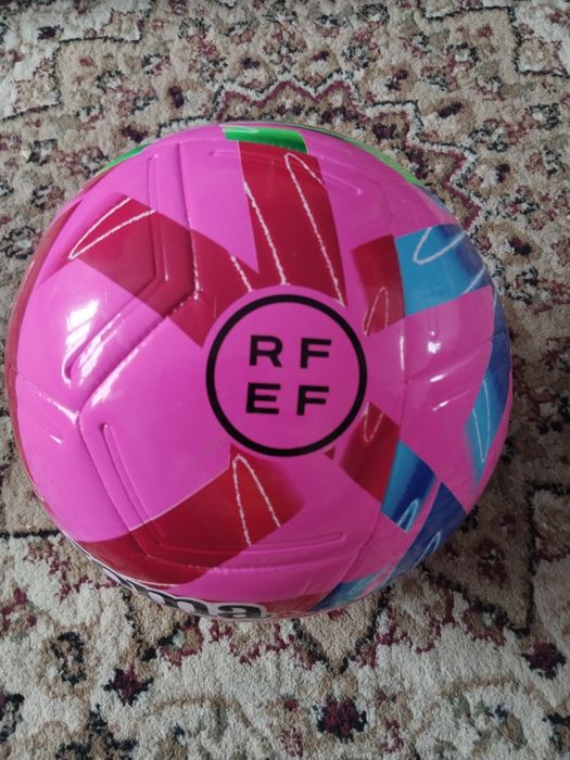 Продается мяч joma