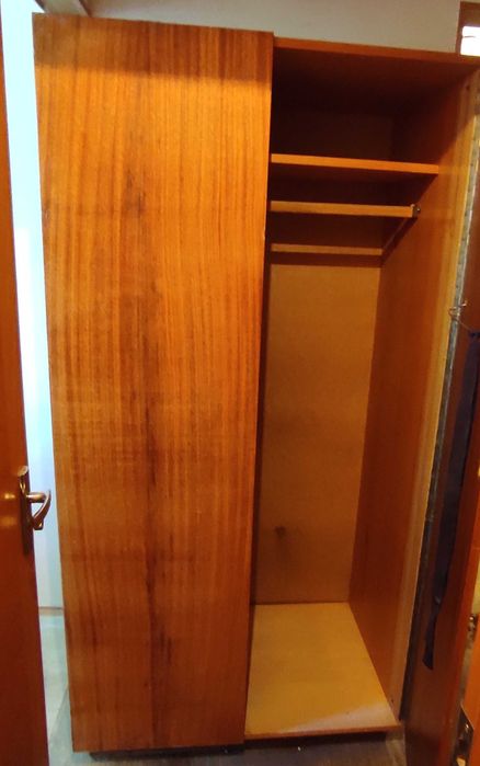 Плательный шкаф б/у самовывоз