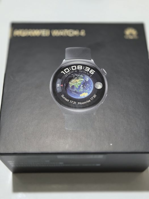 Смарт часовник Huawei watch 4