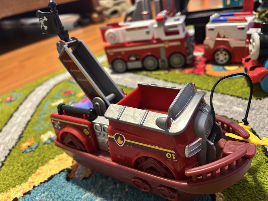 Lot mașinute Patrula +altele