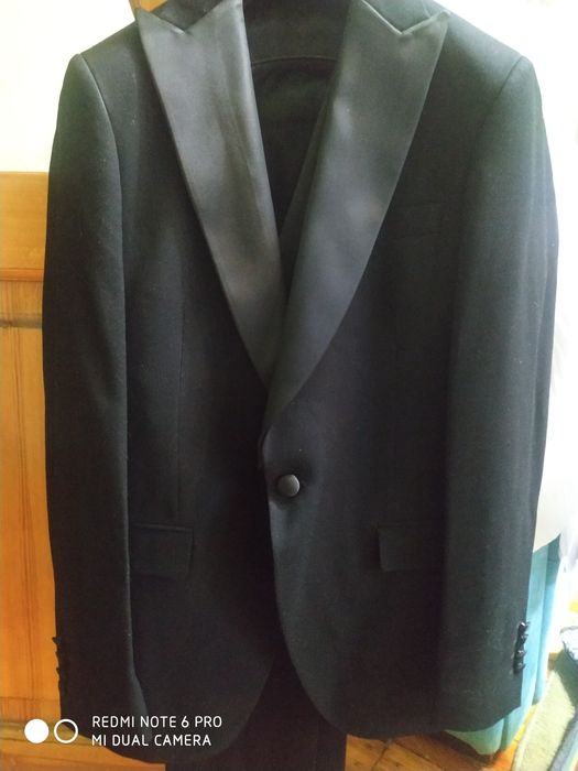 Мужской смокинг тройка