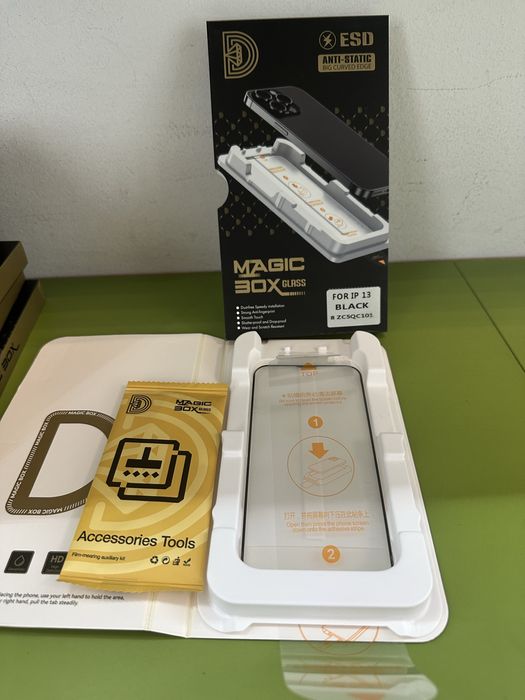 Стъклен Протектор Magic box за IPhone