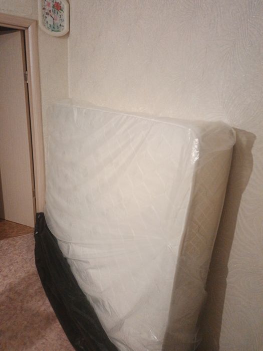 Продам матрас 1.50*2.00 м