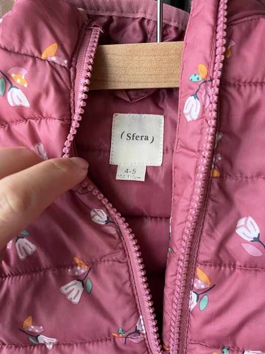Ски панталон, грейка Champion и розово яке Sfera - 4-5 години