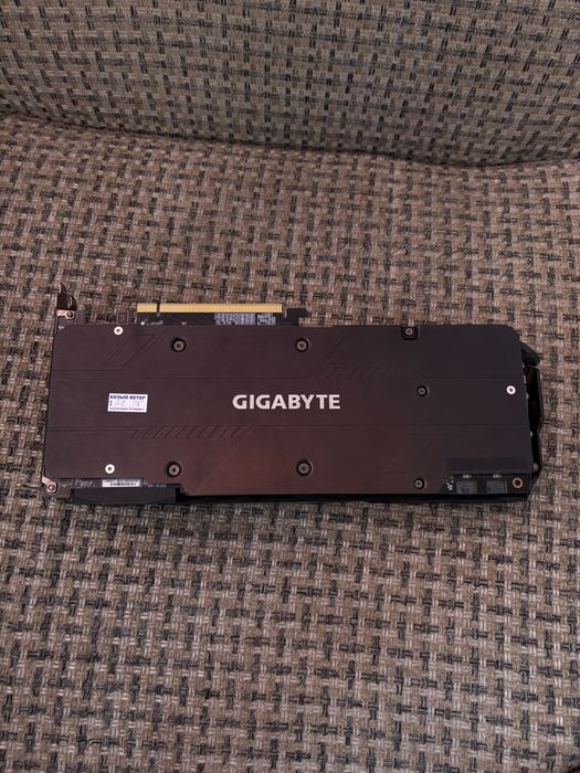 Видеокарта GIGABYTE 2070 SUPER 8GB