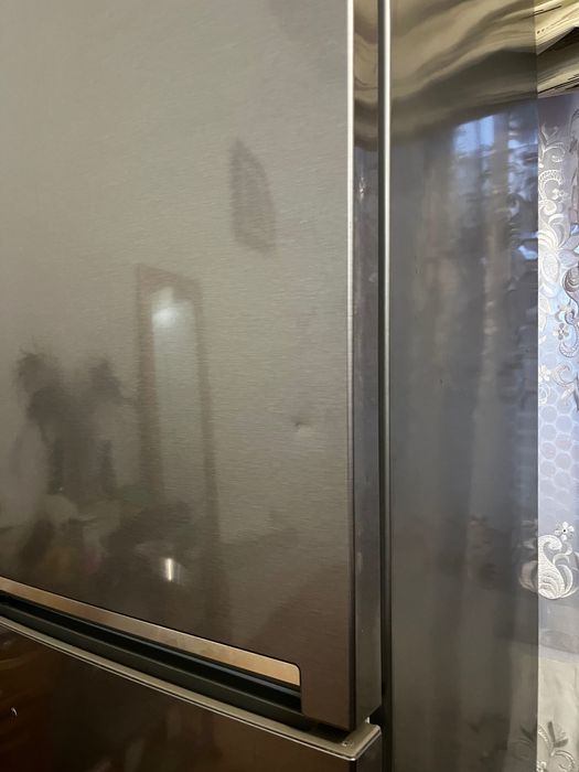 Продавам Хладилник beko