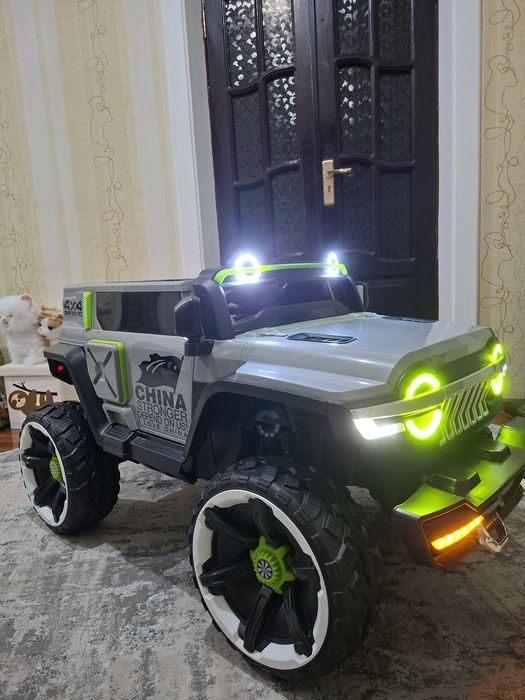 Baggi jeep болалар машинаси сотилади