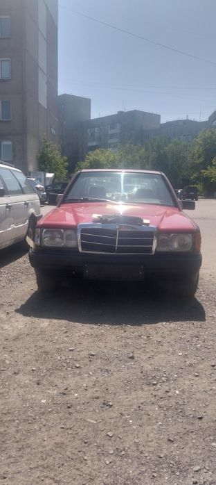 Мерседес  Banz 190